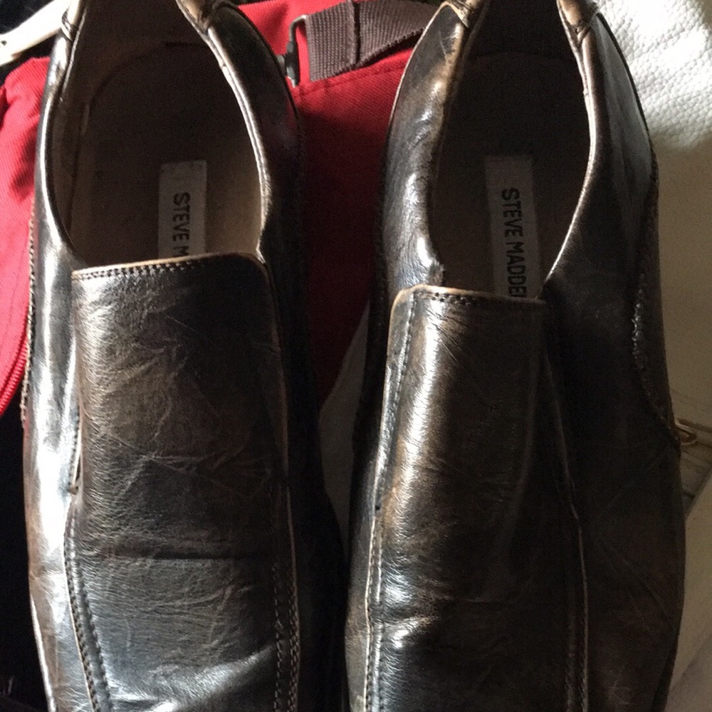 Steve Madden, 11